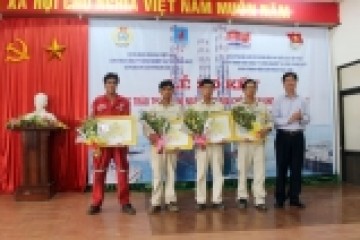 Sơ kết 90 ngày đêm sửa chữa giàn khoan Cửu Long