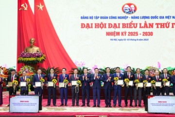 Đại hội Đại biểu Đảng bộ Petrovietnam lần thứ IV, nhiệm kỳ 2025-2030: Vinh danh các tập thể, công trình, sản phẩm tiêu biểu của Đảng bộ Petrovietnam