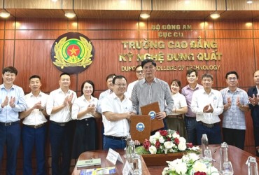 PVSM và Trường Cao đẳng Kỹ nghệ Dung Quất ký kết hợp tác đào tạo và cung ứng nguồn nhân lực kỹ thuật