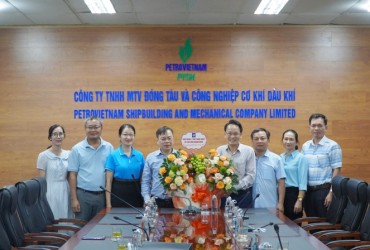 Ban Quản lý Khu kinh tế Dung Quất và các KCN tỉnh Quảng Ngãi thăm, chúc mừng PVSM nhân Ngày Doanh nhân Việt Nam