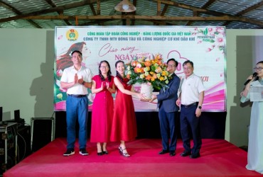 PHỤ NỮ PVSM – RẼ SÓNG VƯƠN KHƠI: TỰ HÀO TRUYỀN THỐNG, VỮNG BƯỚC TƯƠNG LAI